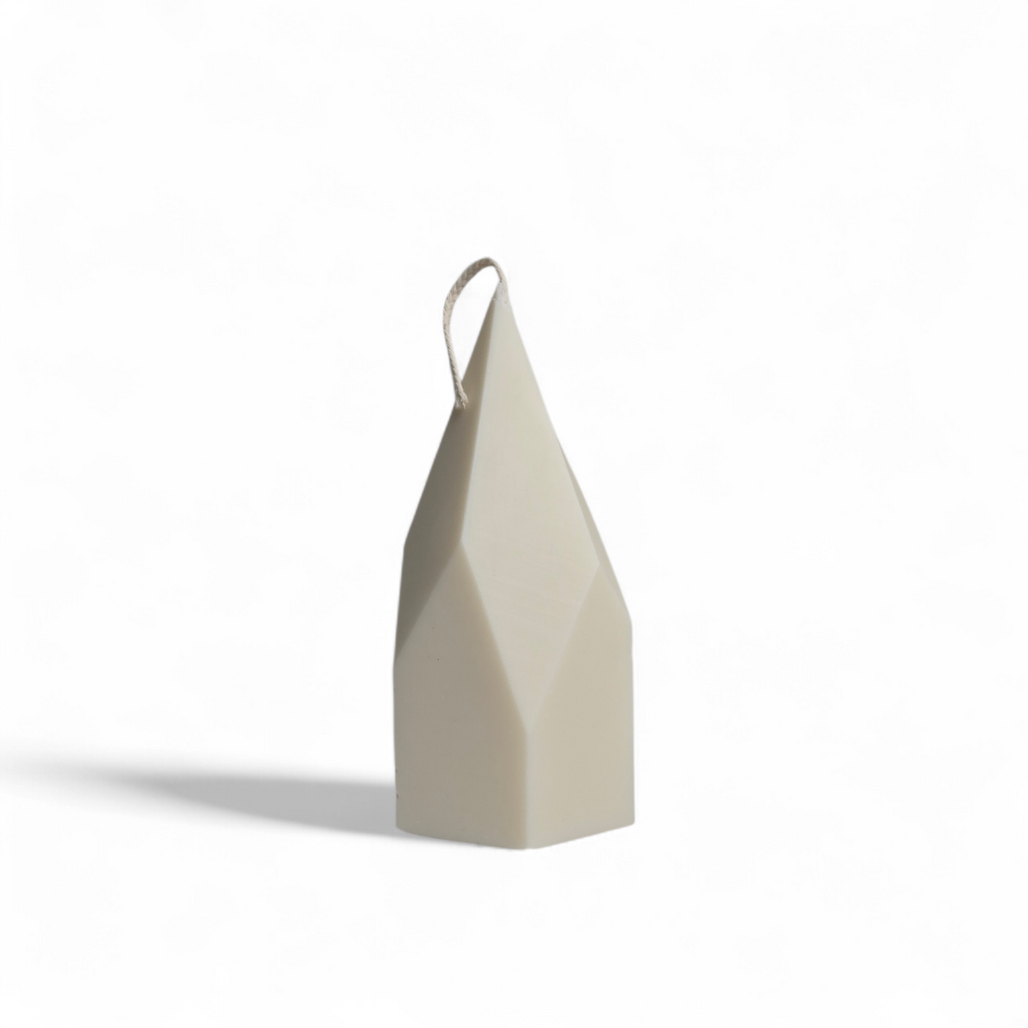 Geometrische Puntkaars (17 × 8,5 × 7 cm)